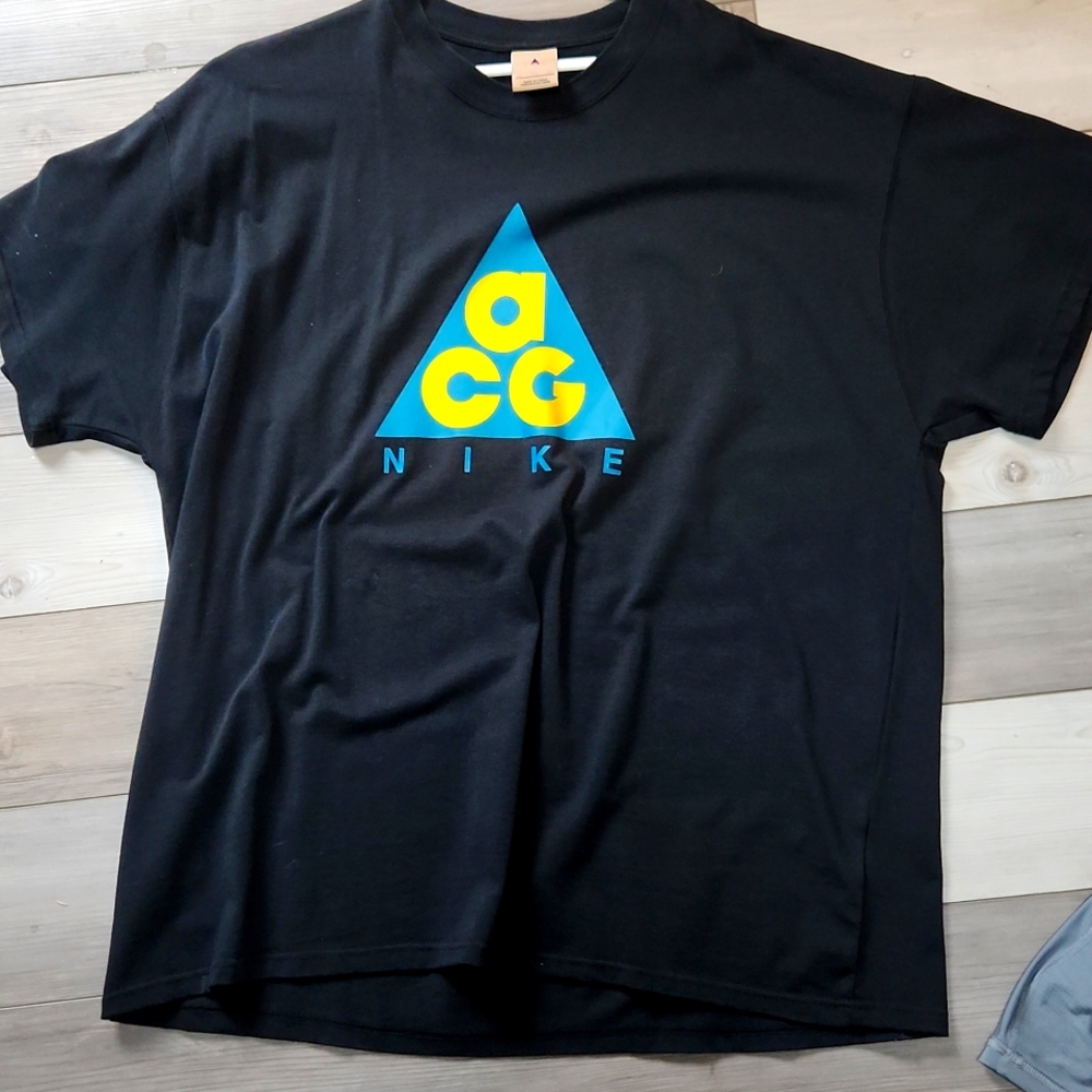 Nike Acg tshirt XXL black